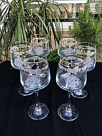 6'LI AYAKLI BARDAK GRAVÜR ALTIN 3 ÇİZGİ SARKIT