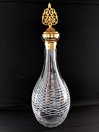 TEKLİ ŞİŞE KAPAKLI GRAVÜR ALTIN NEBULA