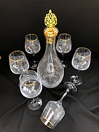 7 Parça Şişe Takımı Gravür Üçgen çizgi Ağız Altın