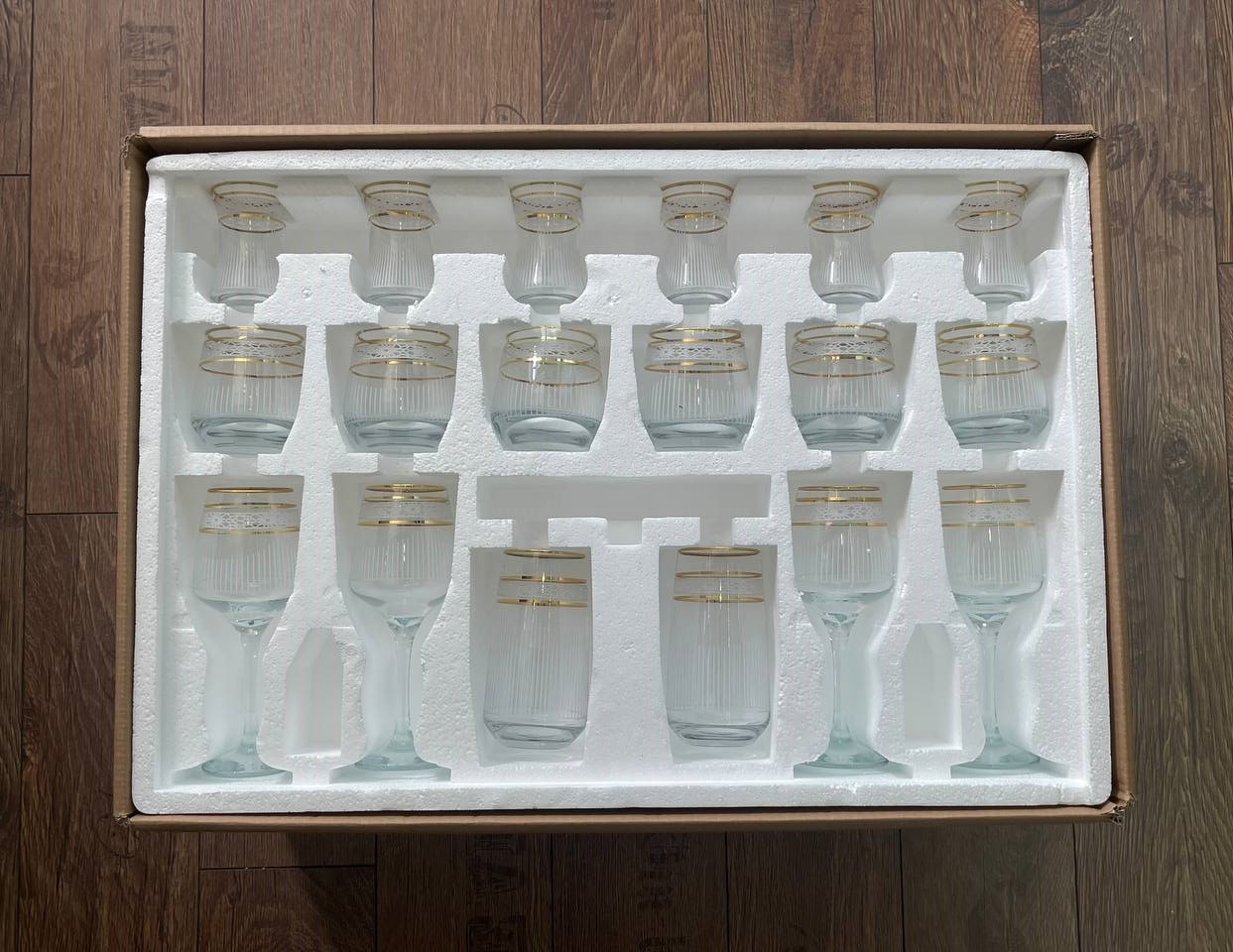 31 PARÇA LÜKS ÇEYİZ SETİ GRAVÜR BANT 3 ÇİZGİ ALTIN GÜNEŞ +ŞEKERLİK HEDİYELİ